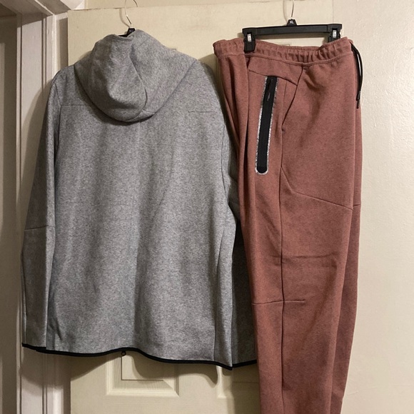 NWT Nike Sportswear Revival Tech Fleece 2-piece Hoodie/Joggers - Grey/Redstone - Picture 15 of 16
